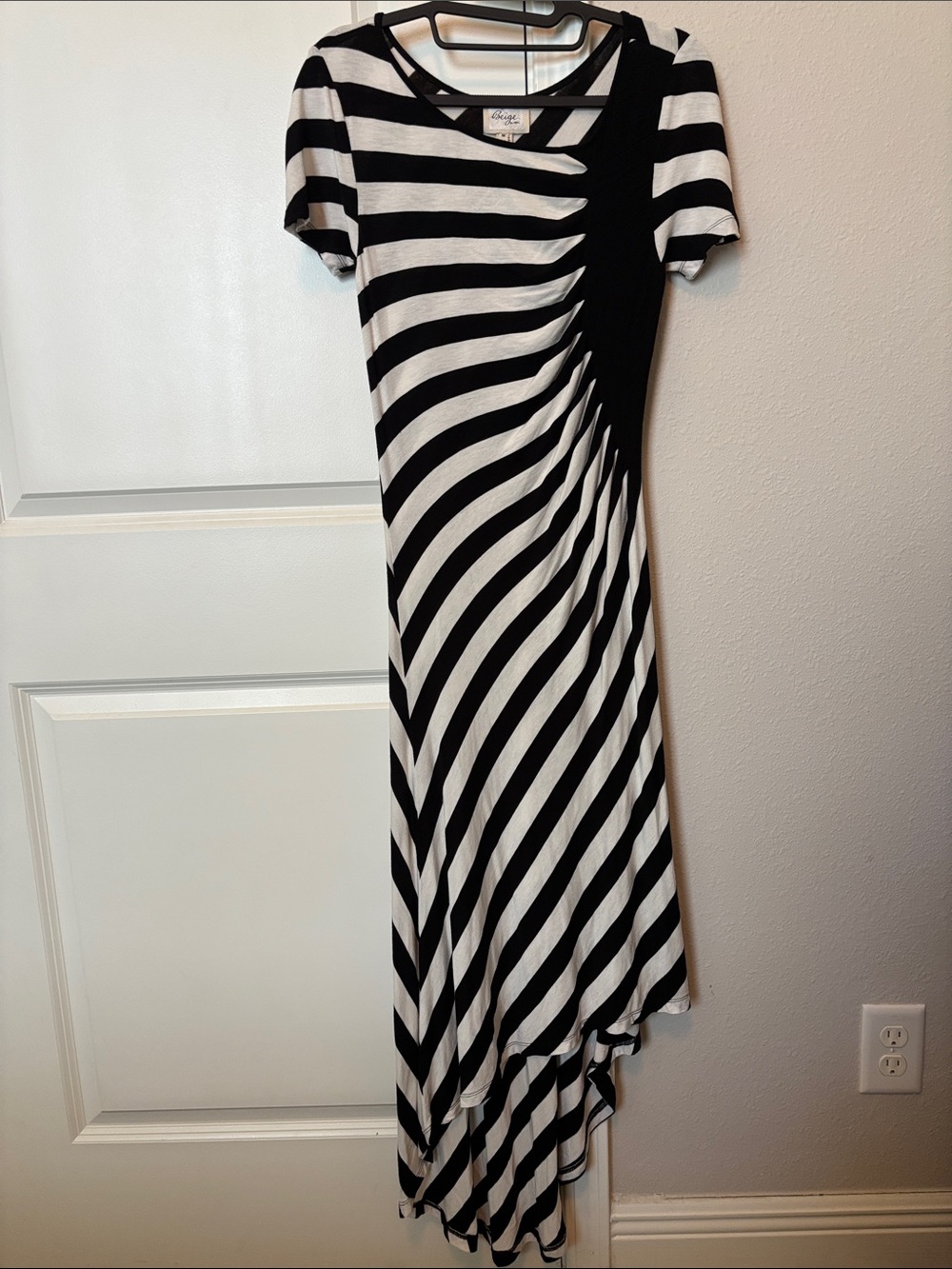 Beige by eci Black & White Striped Asymmetrical Dress Med